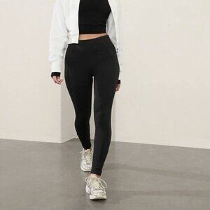 Athleta Delancey Skyline High Rise Legging in Black, size S